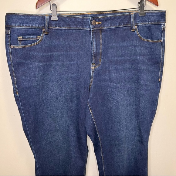 Old Navy Power Straight Leg Jeans Dark Wash Size 22 - Picture 3 of 9